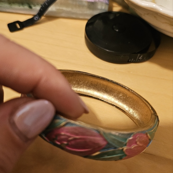 Vintage Kramer hinged bangle bracelet - Picture 13 of 16